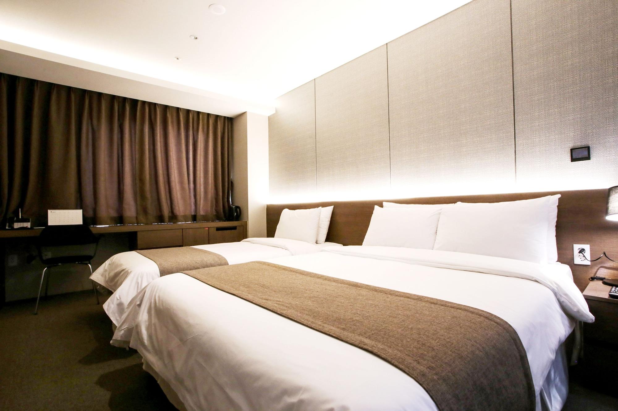 M Stay Hotel Gyeonggi Giheung Yongin Exteriör bild