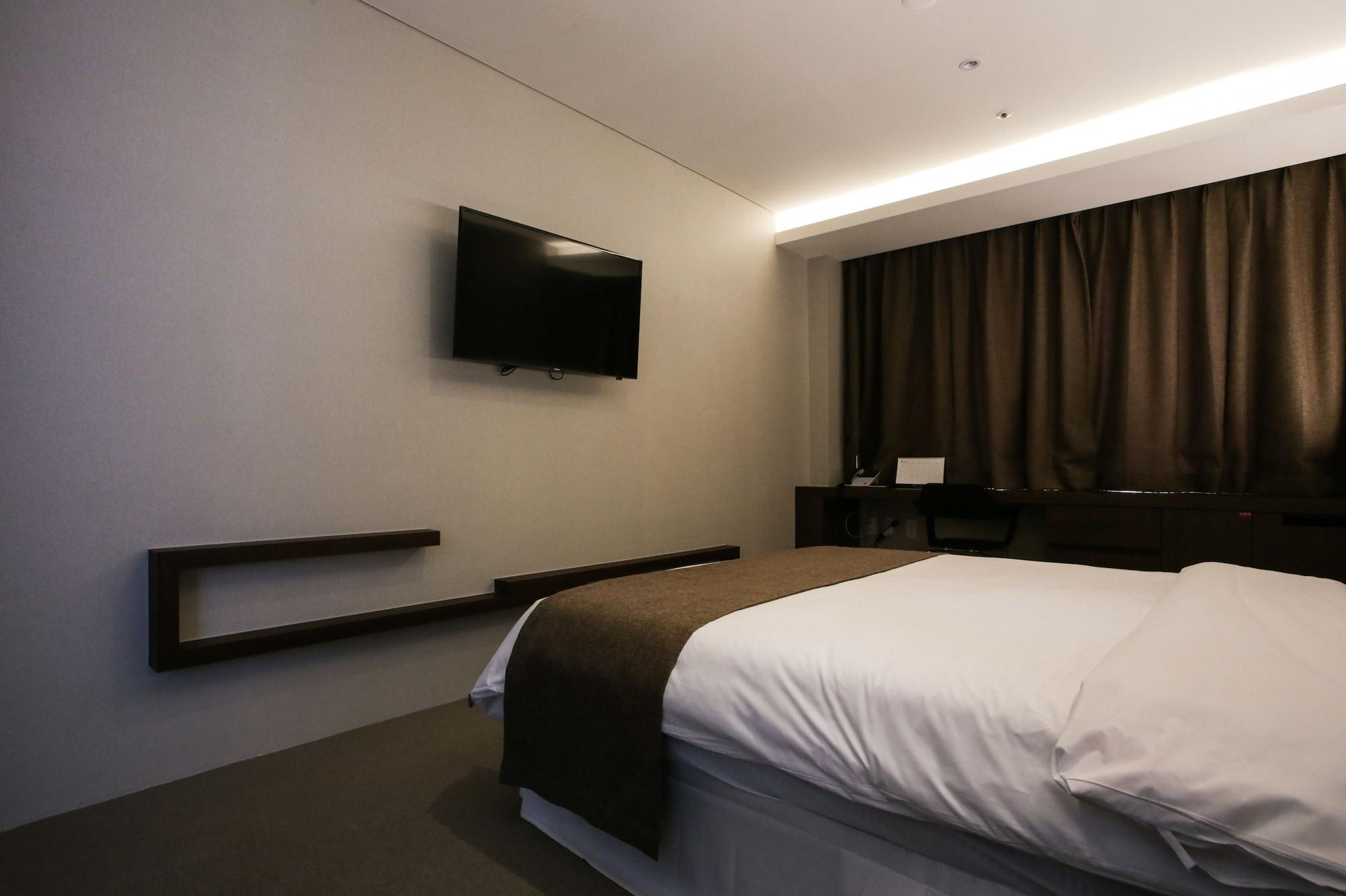 M Stay Hotel Gyeonggi Giheung Yongin Exteriör bild