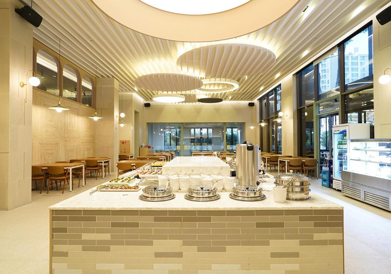 M Stay Hotel Gyeonggi Giheung Yongin Exteriör bild