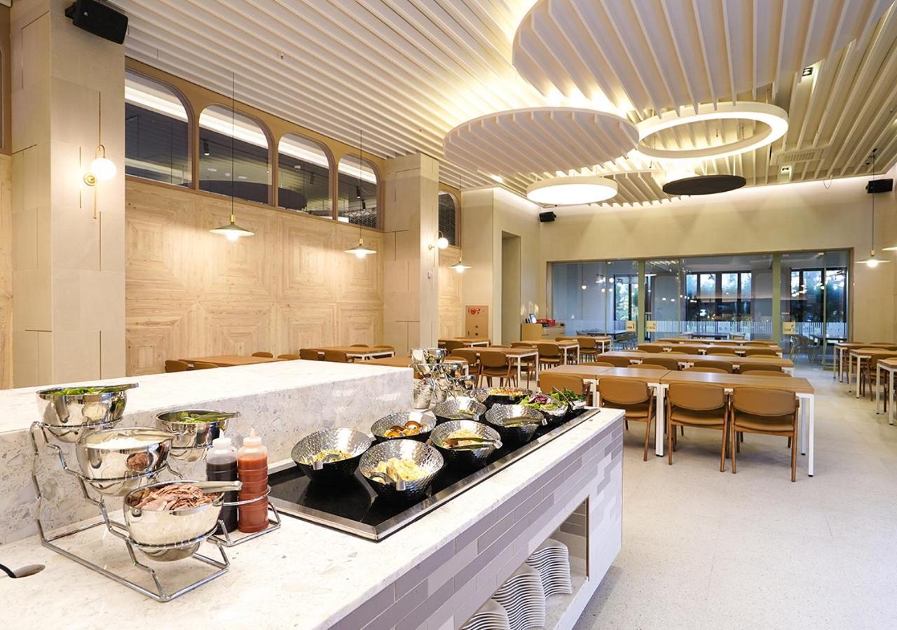 M Stay Hotel Gyeonggi Giheung Yongin Exteriör bild
